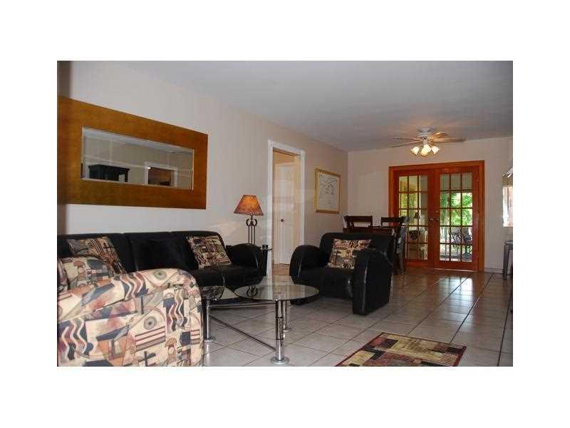 24 52 40 MIAMI LAKES SEC - Residential