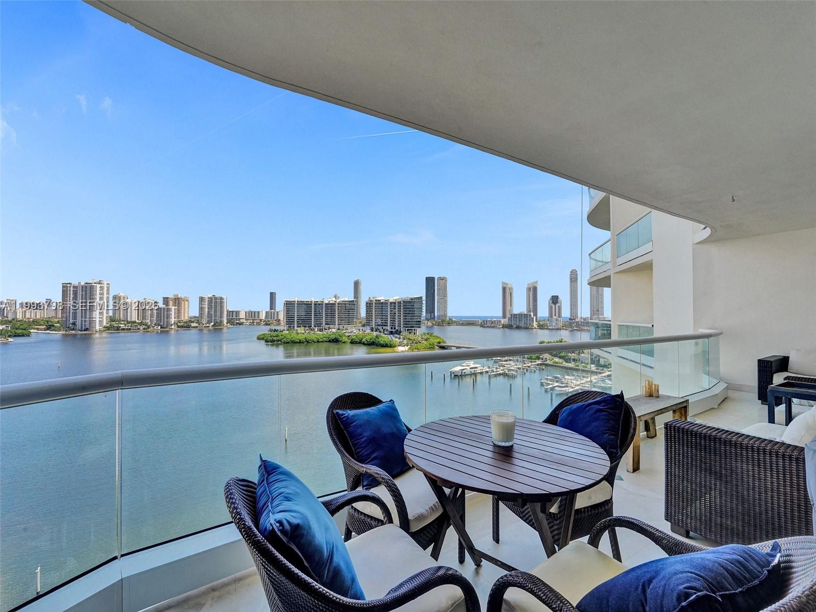 7000 ISL BLVD WILLIAMS IS - Residential