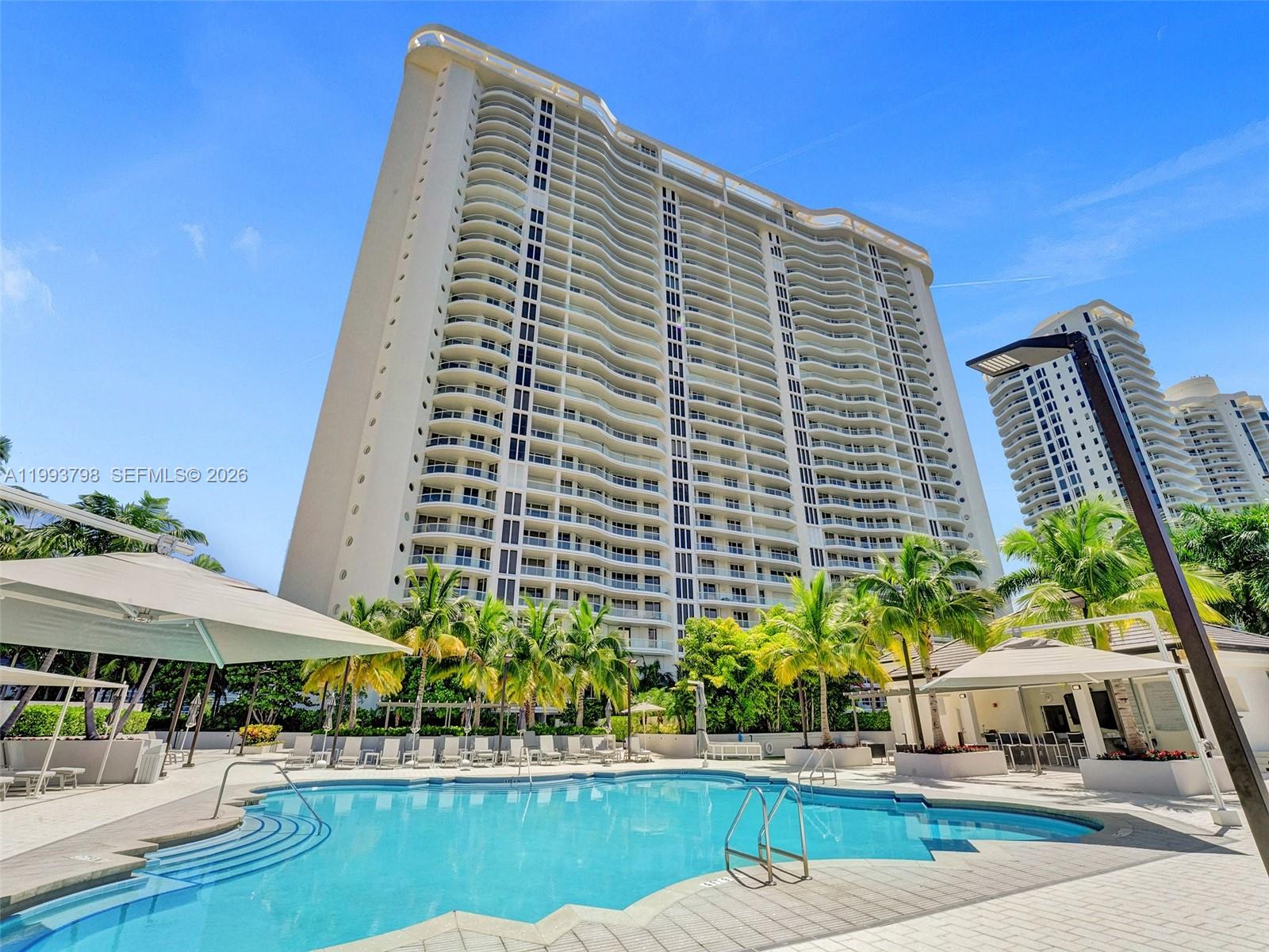 7000 ISL BLVD WILLIAMS IS - Residential