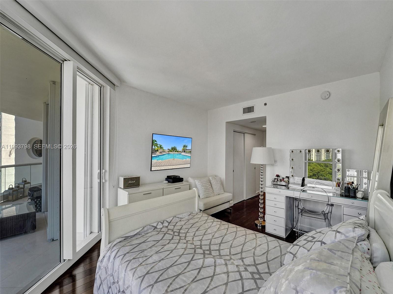 7000 ISL BLVD WILLIAMS IS - Residential