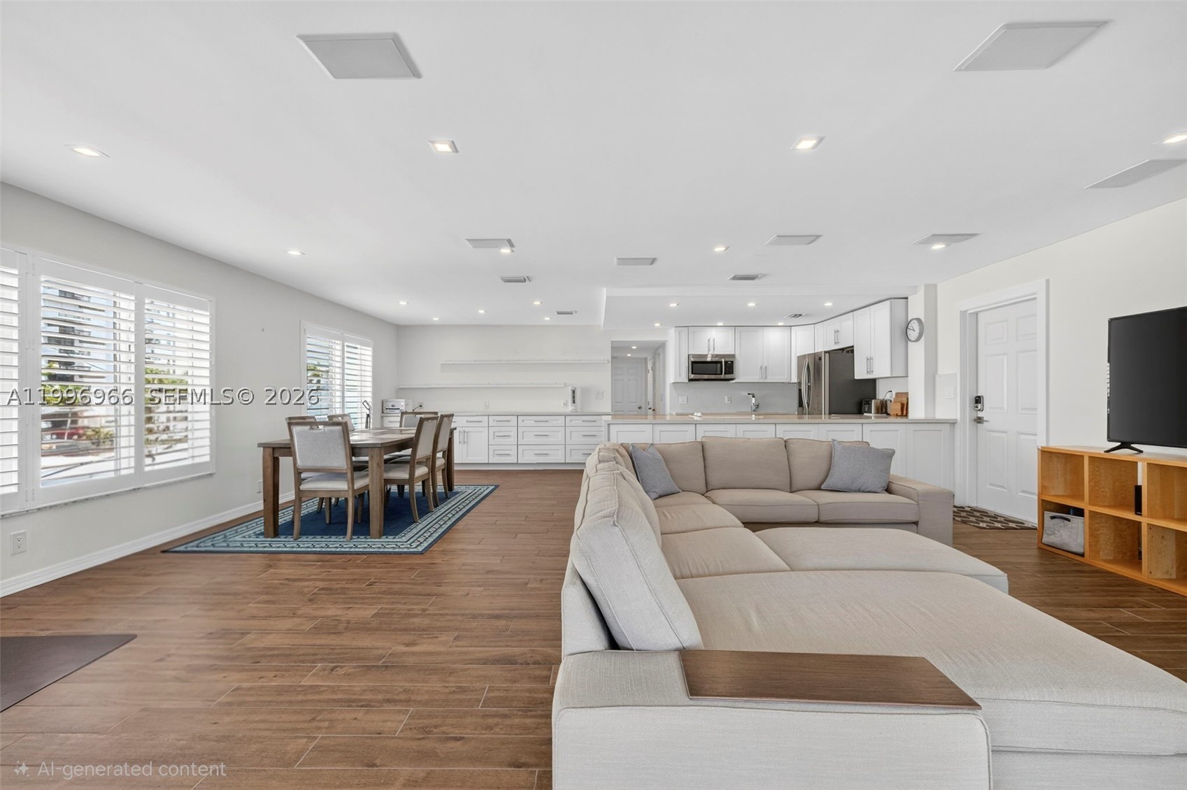 WINDSOR CONDO - Residential
