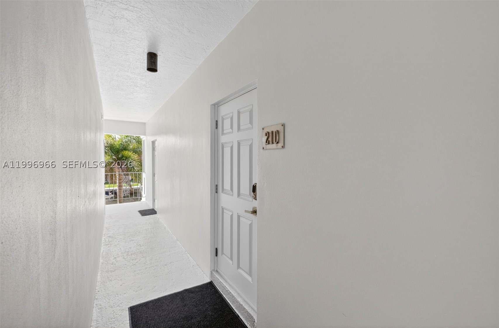 WINDSOR CONDO - Residential