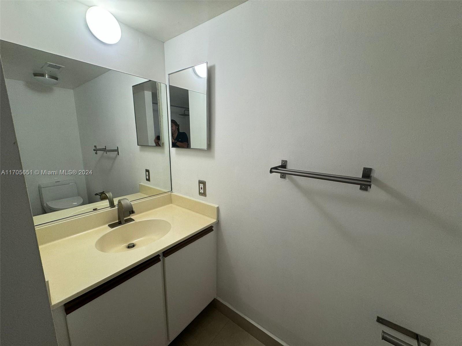 BRICKELL KEY II CONDO - Residential Lease
