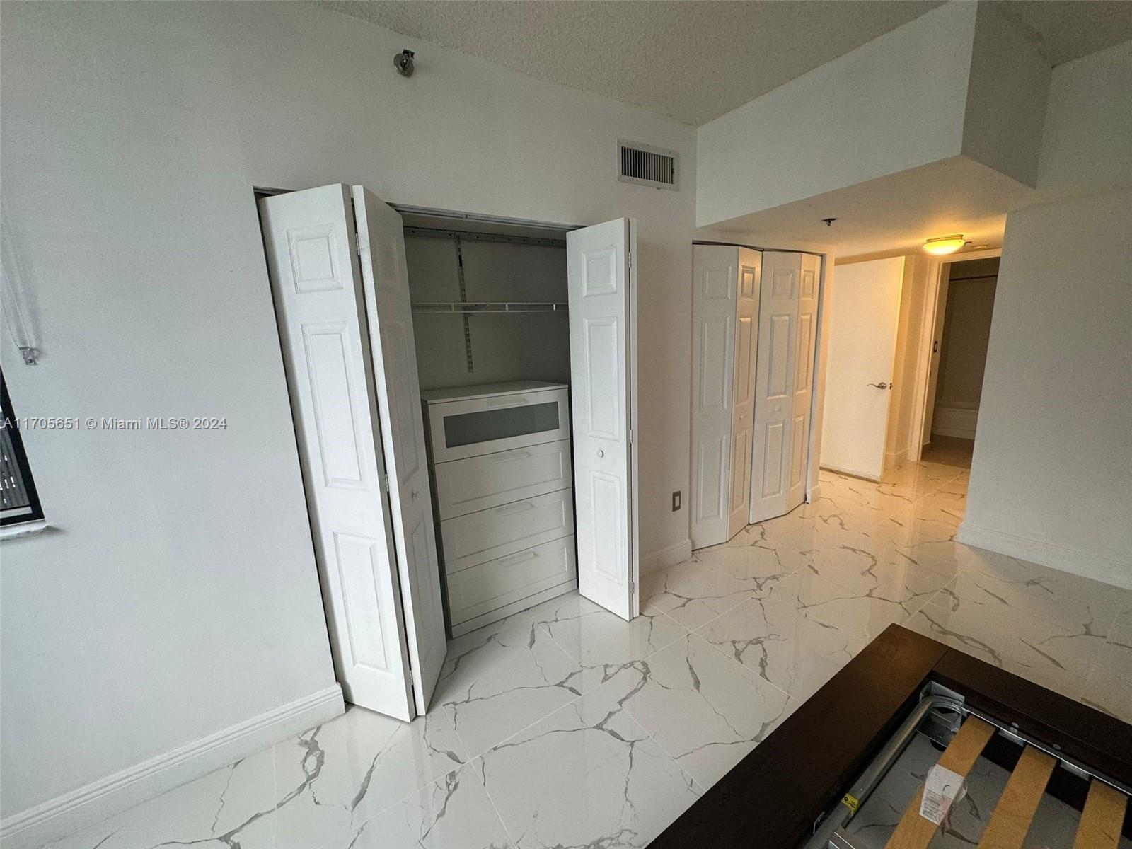 BRICKELL KEY II CONDO - Residential Lease