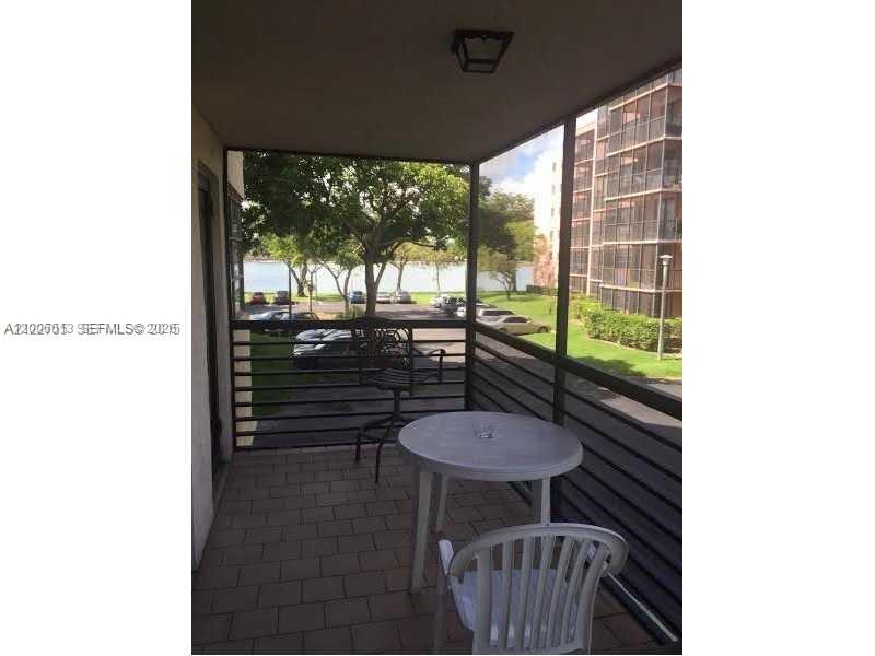 LAKE VIEW OF CALIF CLUB C - Residential