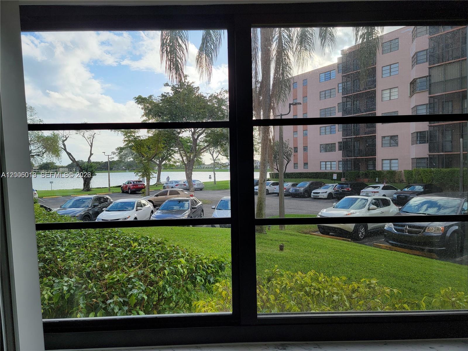 LAKE VIEW OF CALIF CLUB C - Residential