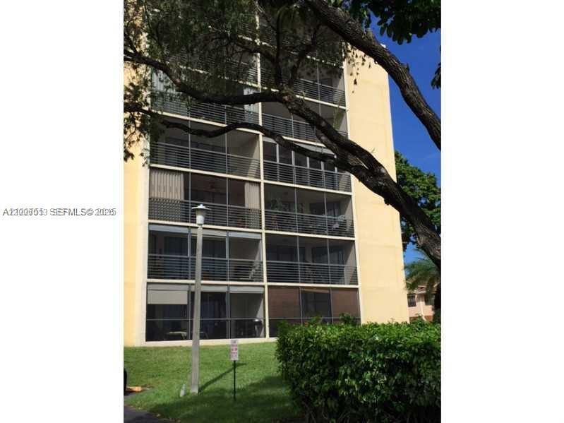 LAKE VIEW OF CALIF CLUB C - Residential