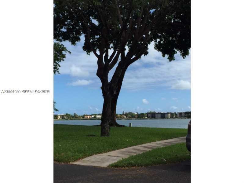 LAKE VIEW OF CALIF CLUB C - Residential