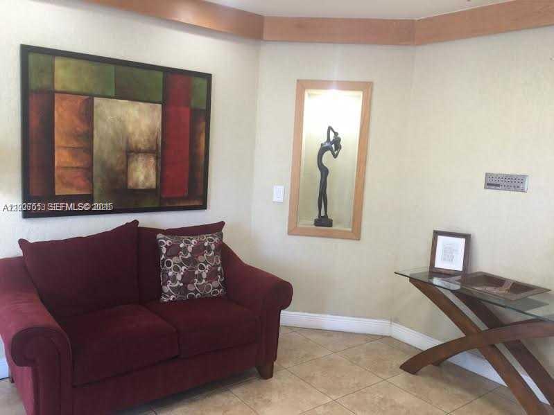 LAKE VIEW OF CALIF CLUB C - Residential