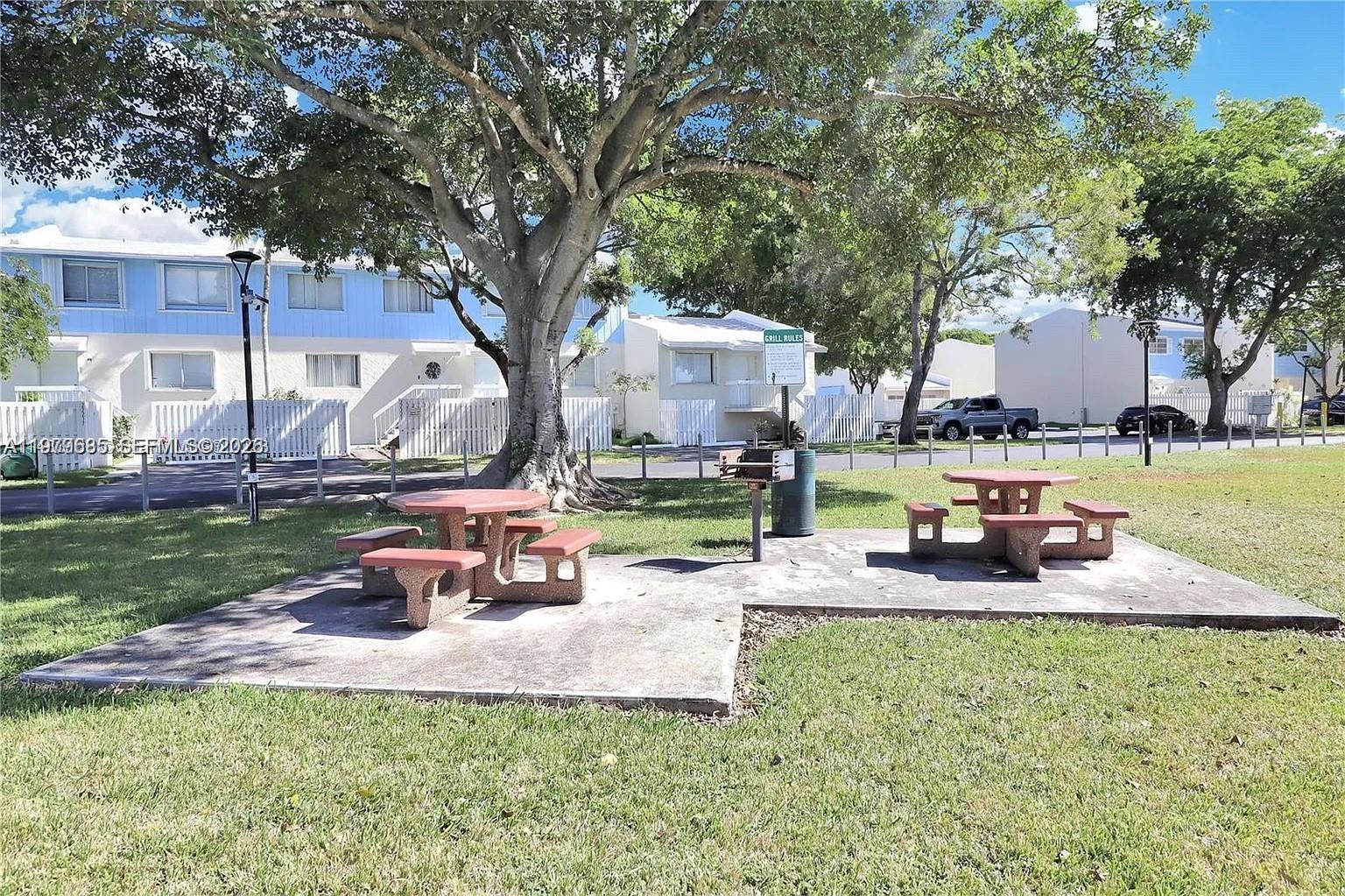 CUTLER CREEK VILLAGE COND - Residential