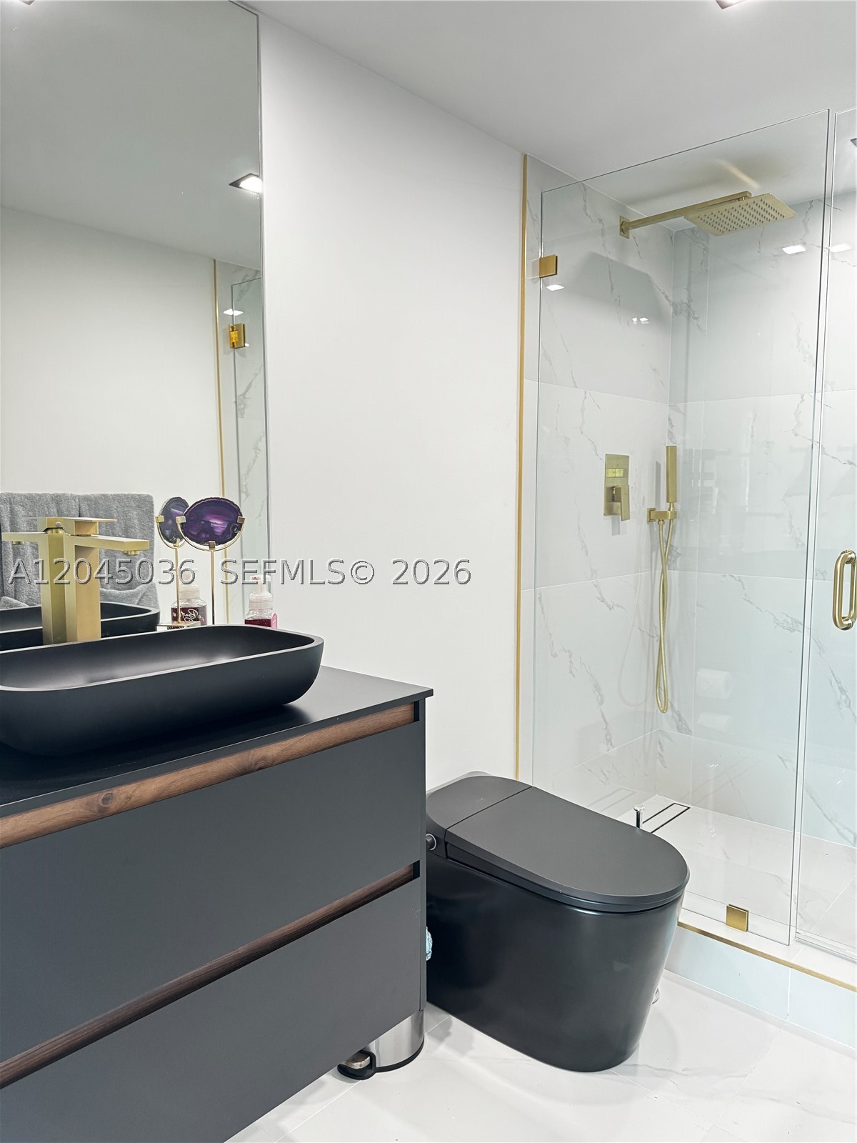 ST LOUIS CONDO - Residential Lease