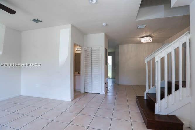 SHOMA TOWNHOMES AT KEYSCO - Residential Lease