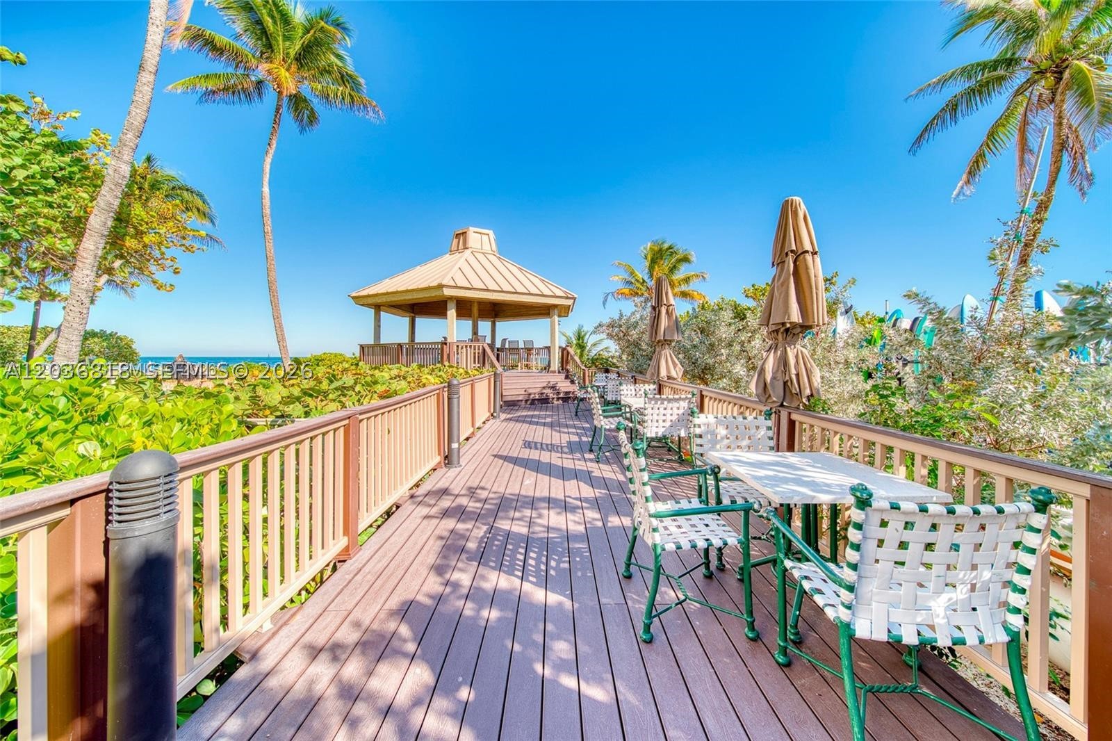TOWERS OF KEY BISCAYNE CO - Residential Lease