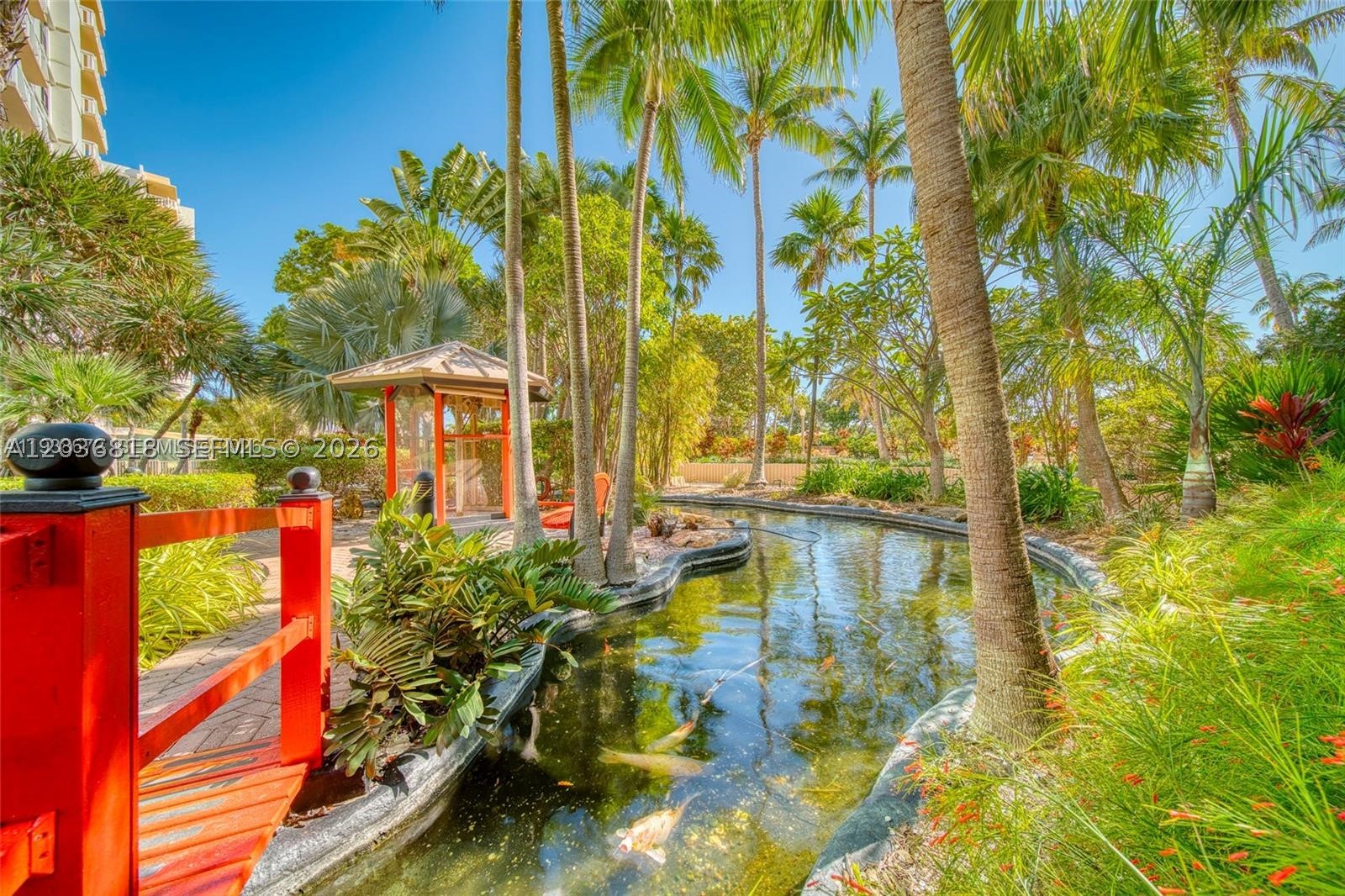 TOWERS OF KEY BISCAYNE CO - Residential Lease