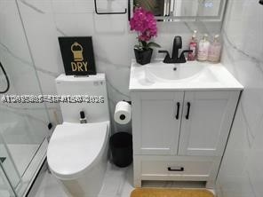 LUCKY STAR ESTATES - Residential Lease