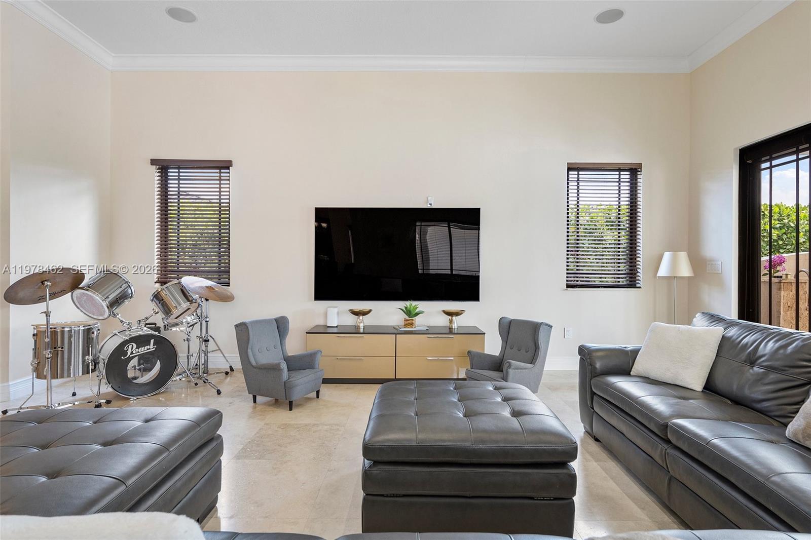 VALENCIA GROVES ESTATES - Residential