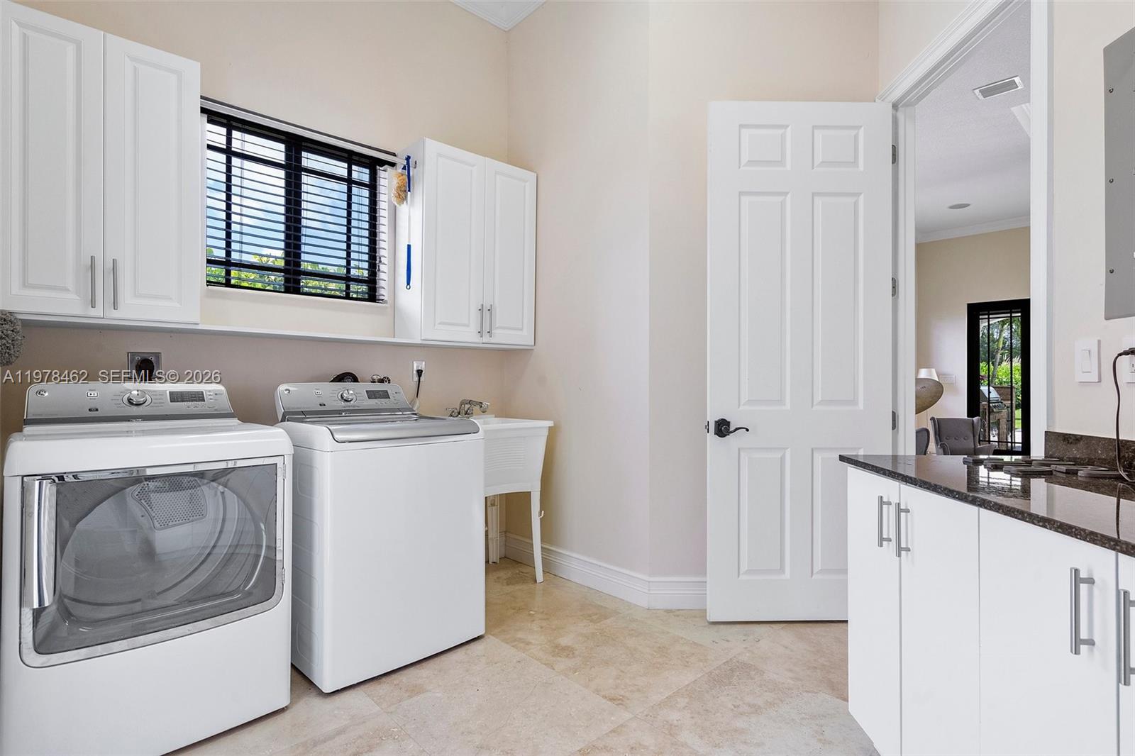 VALENCIA GROVES ESTATES - Residential