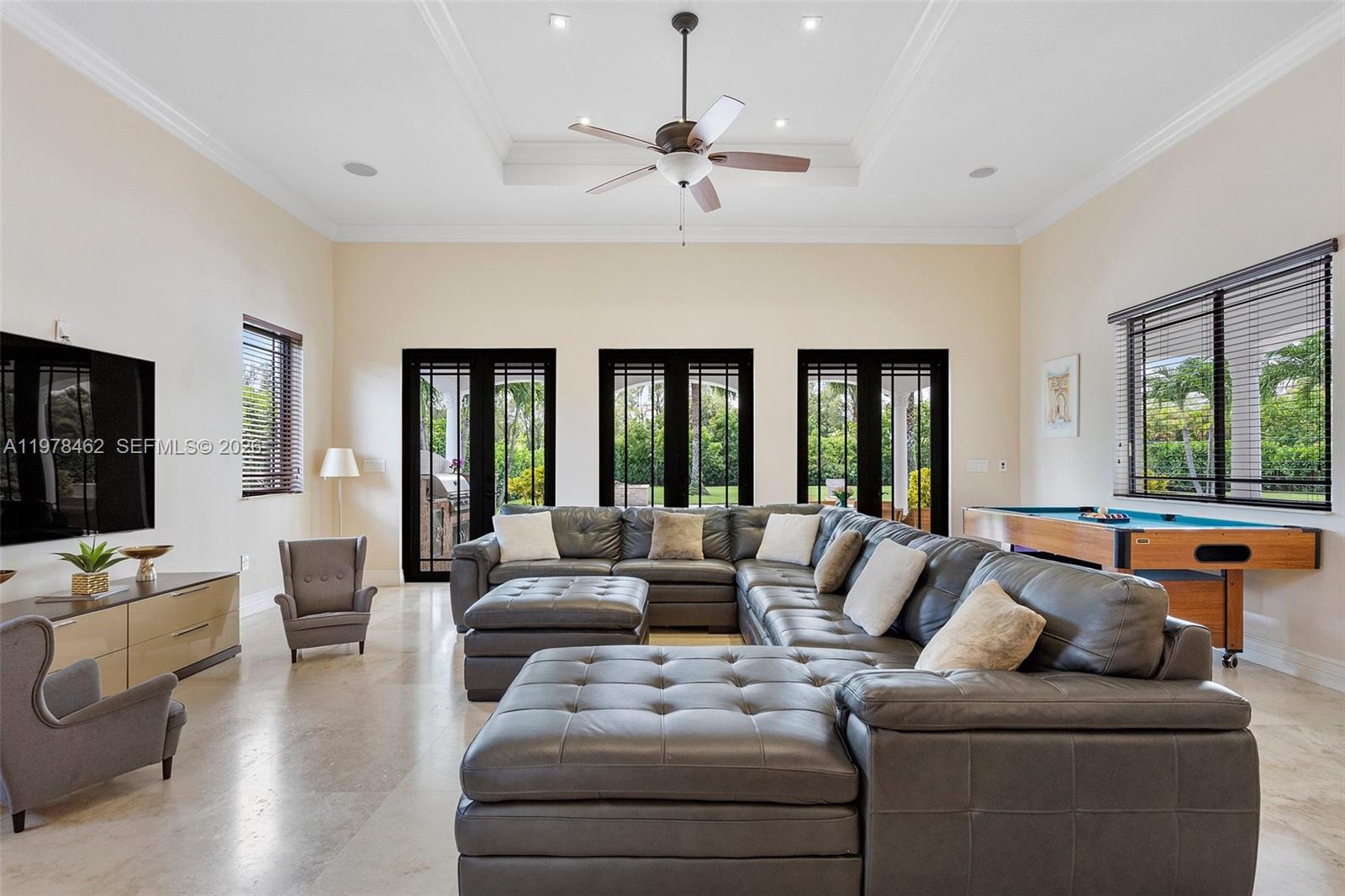 VALENCIA GROVES ESTATES - Residential