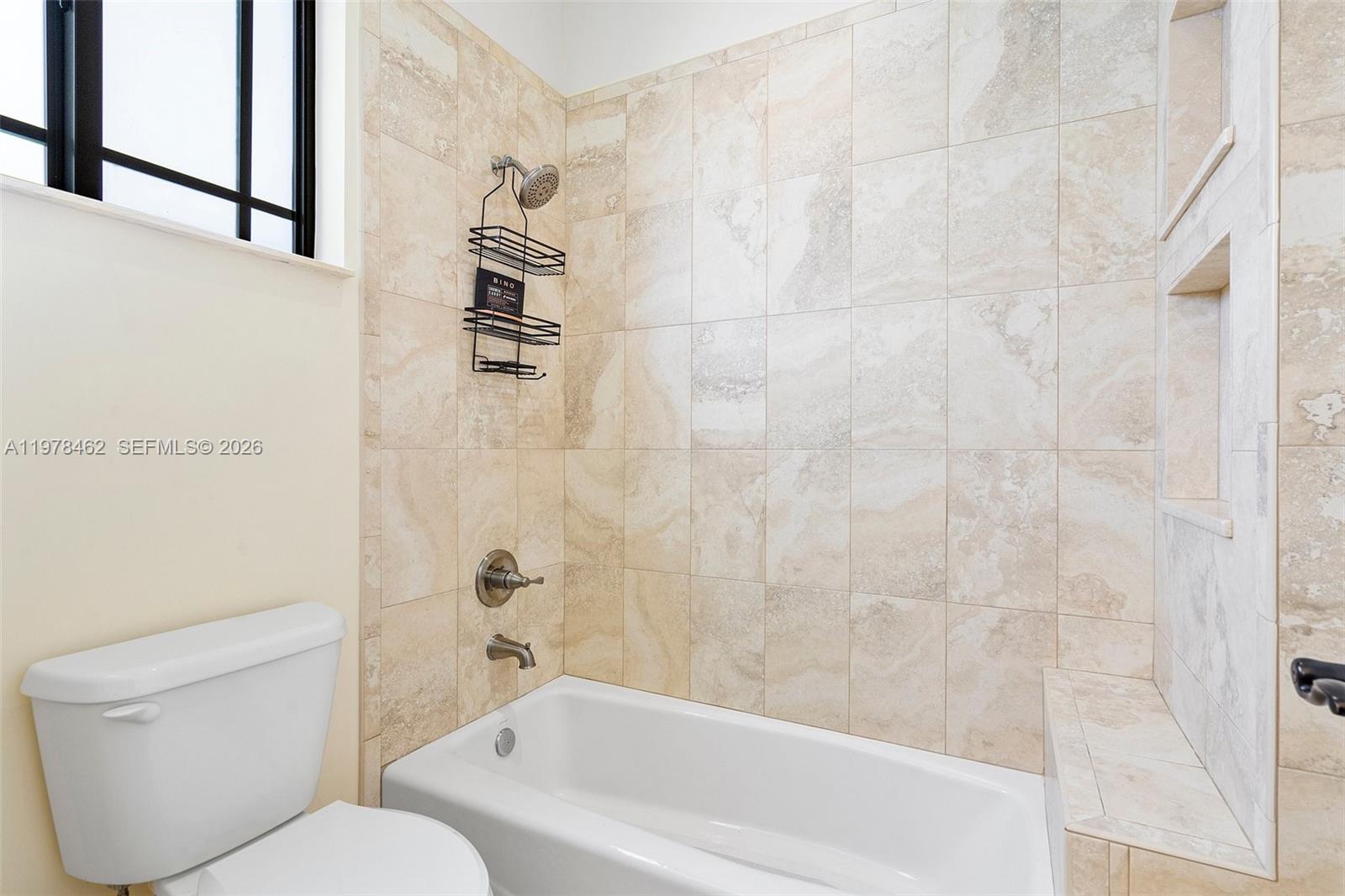 VALENCIA GROVES ESTATES - Residential