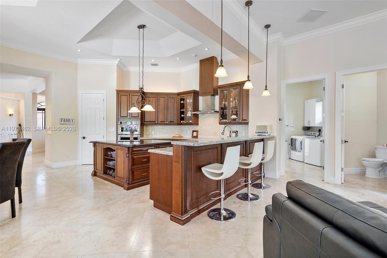 VALENCIA GROVES ESTATES - Residential