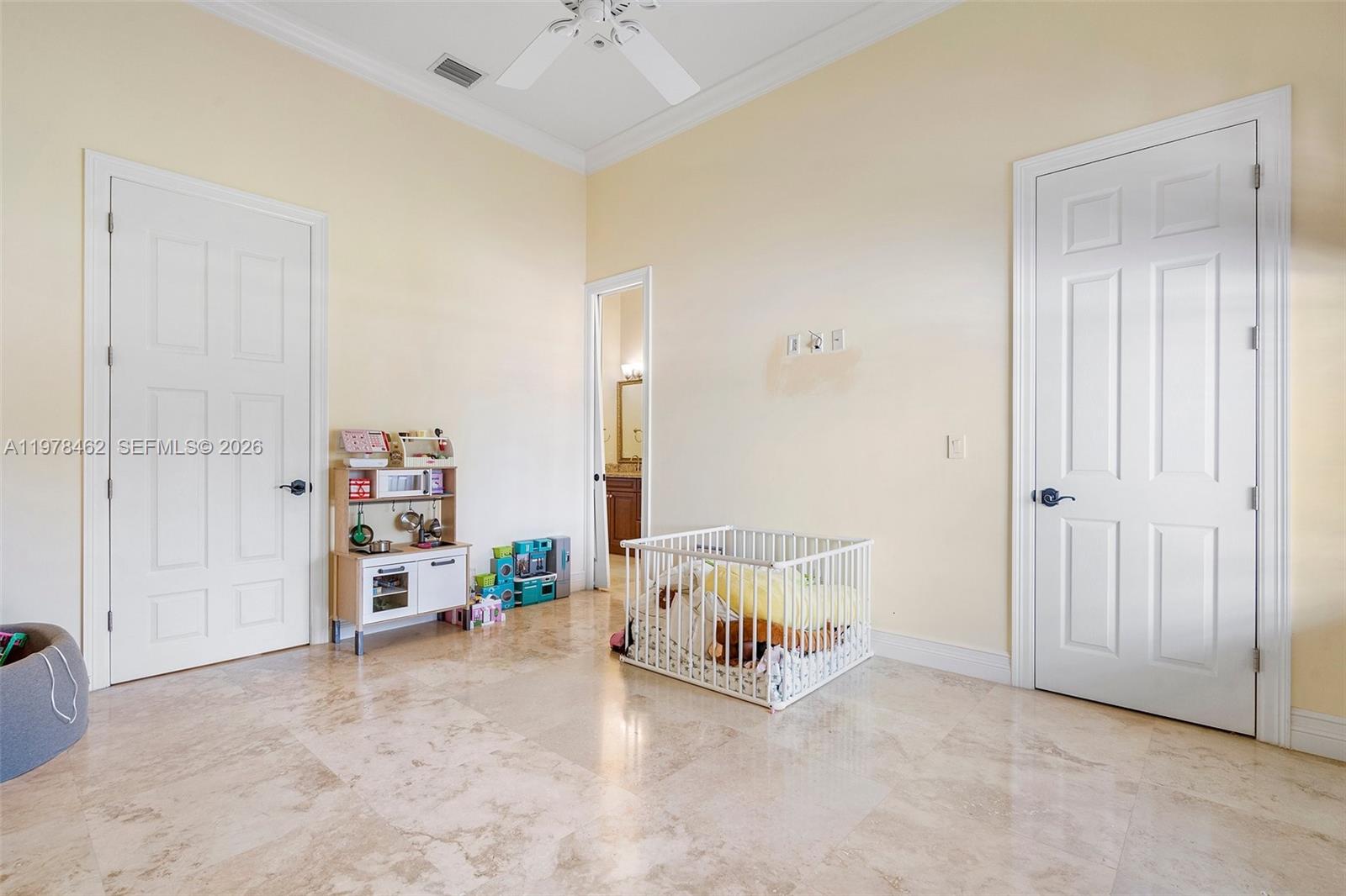 VALENCIA GROVES ESTATES - Residential