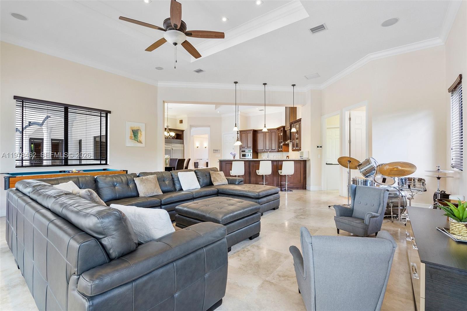VALENCIA GROVES ESTATES - Residential