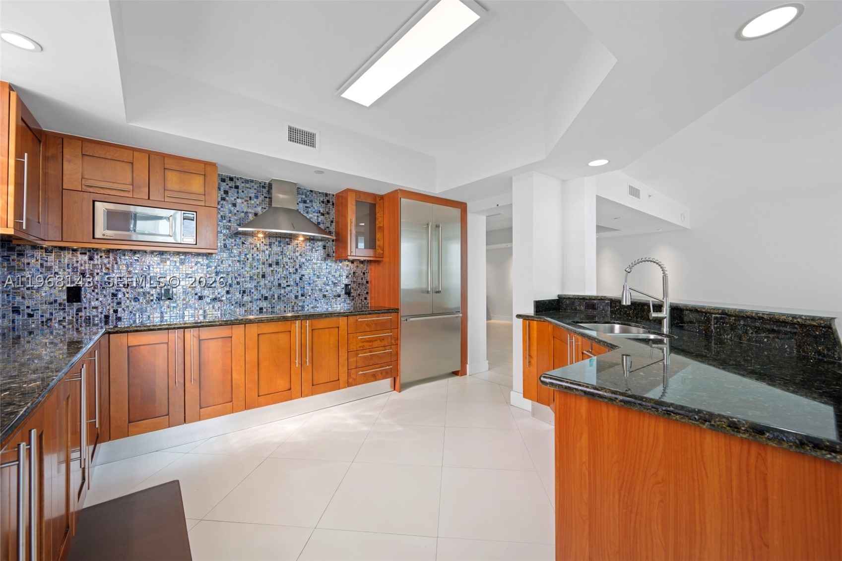 THE PENINSULA  CONDO - Residential