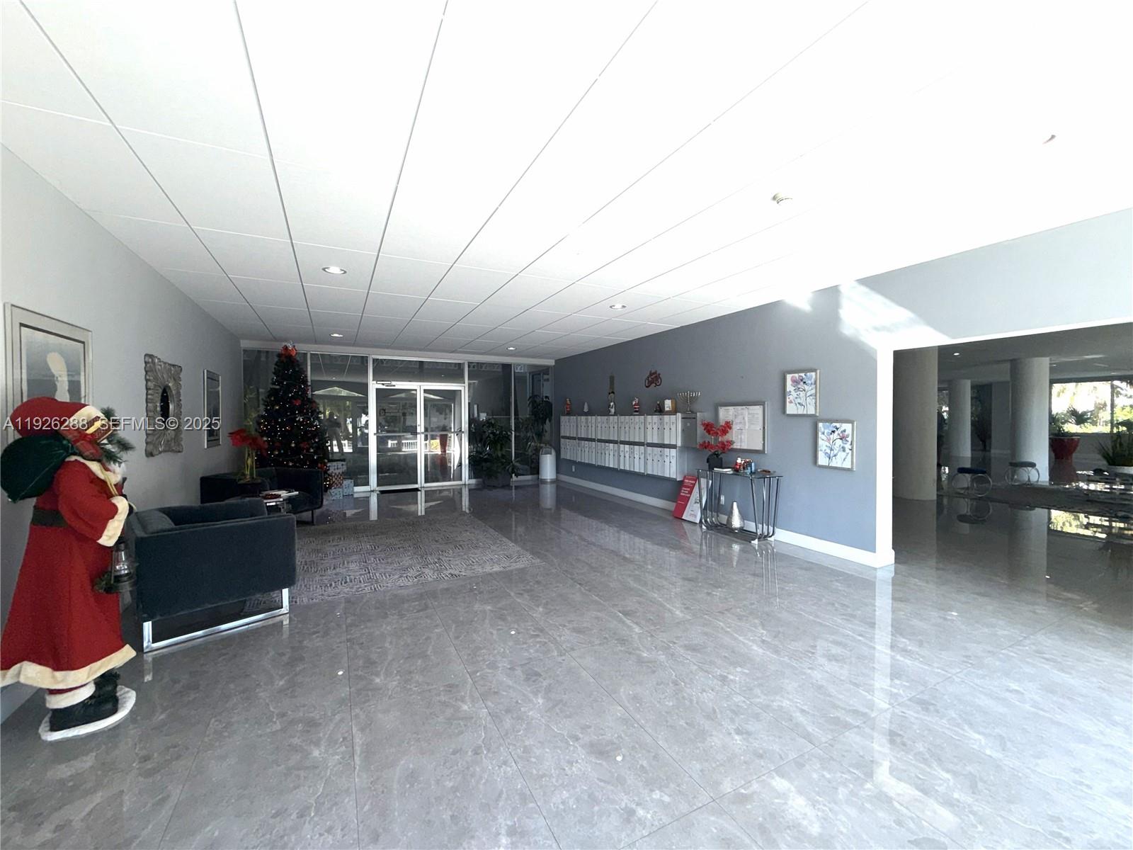 SUMMIT CONDO - Residential Lease