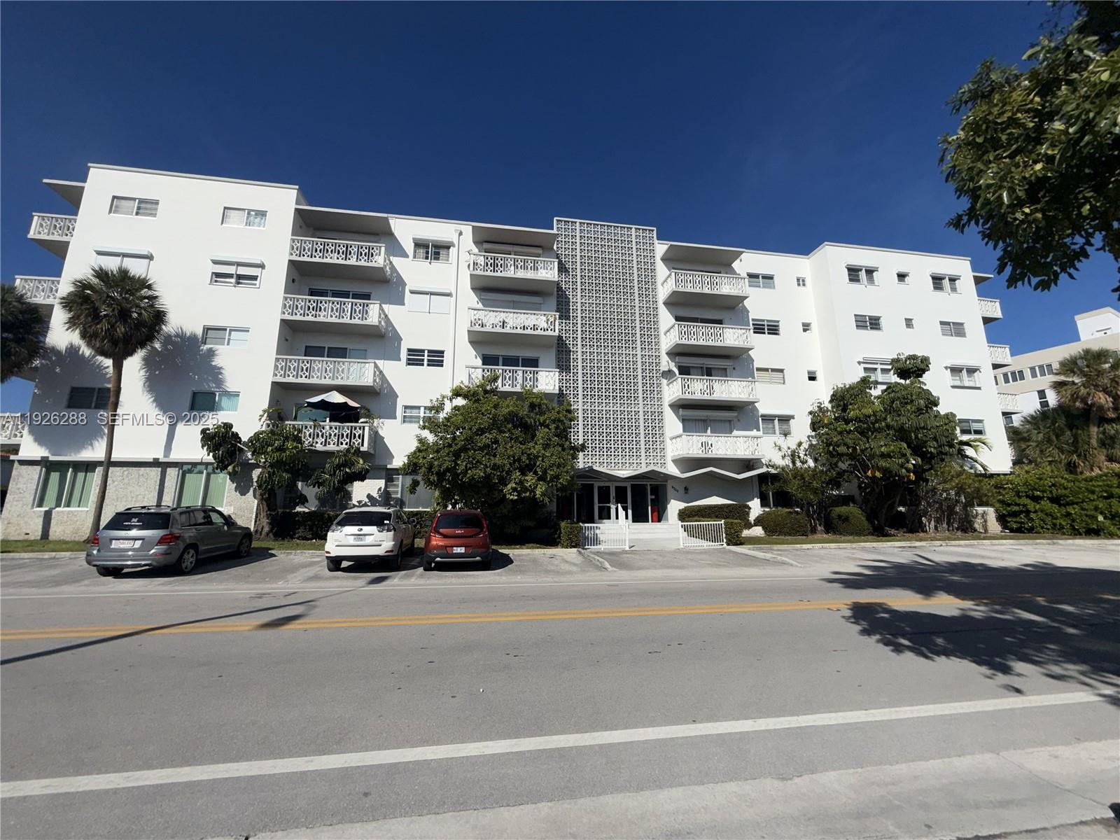 SUMMIT CONDO - Residential Lease