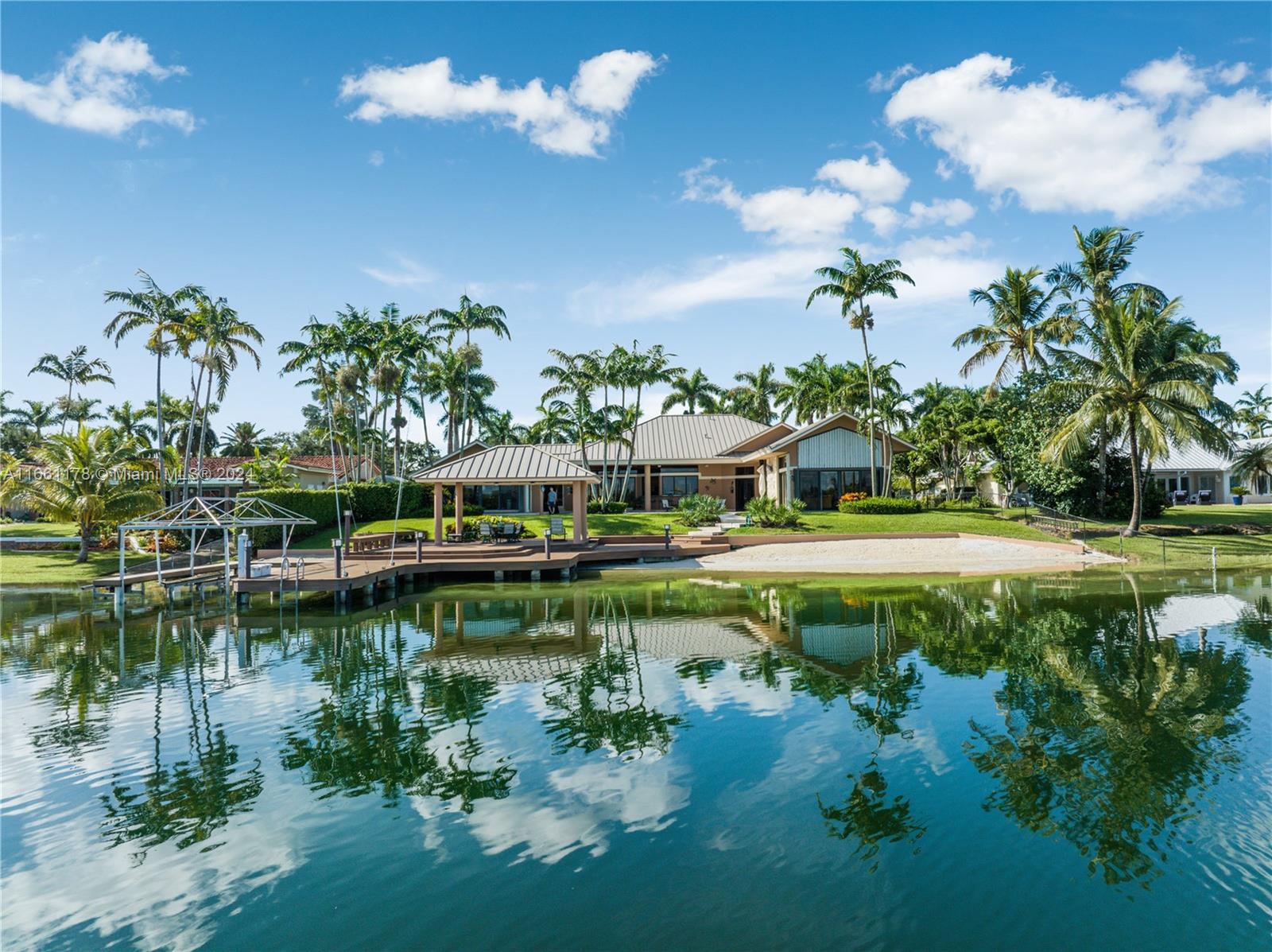 LAKESHORE SEC 3 - Residential