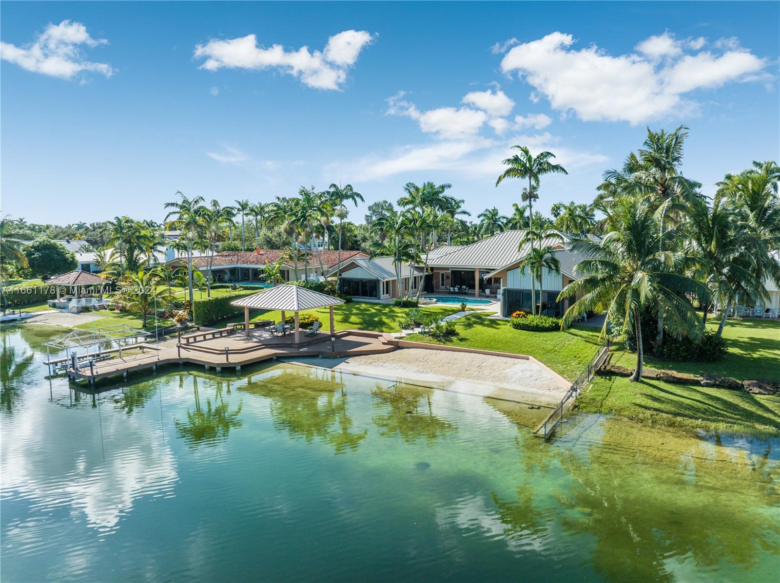 LAKESHORE SEC 3 - Residential