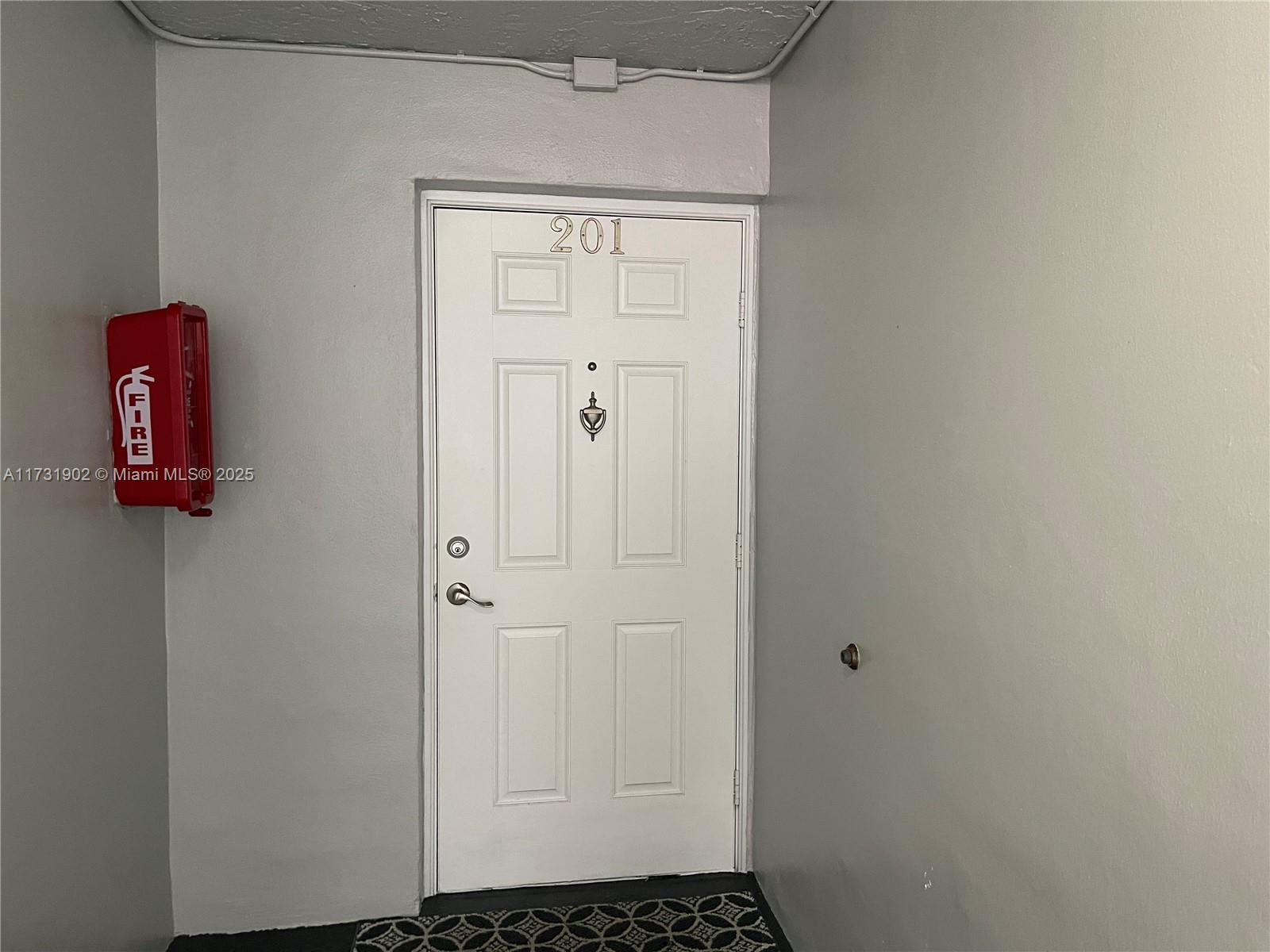 EVERGREEN FIVE OF PINE IS - Residential Lease
