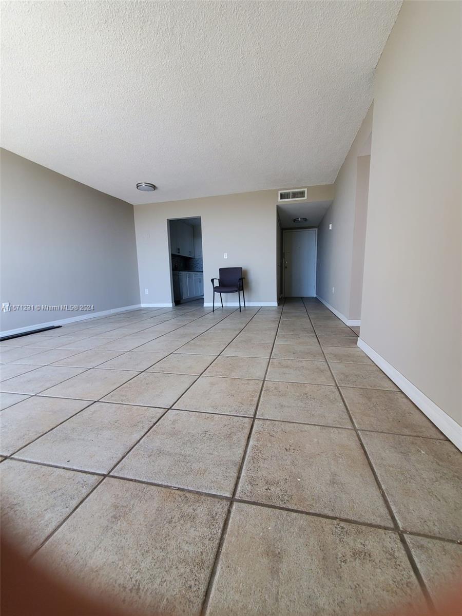 VECINO DEL MAR CONDO - Residential Lease