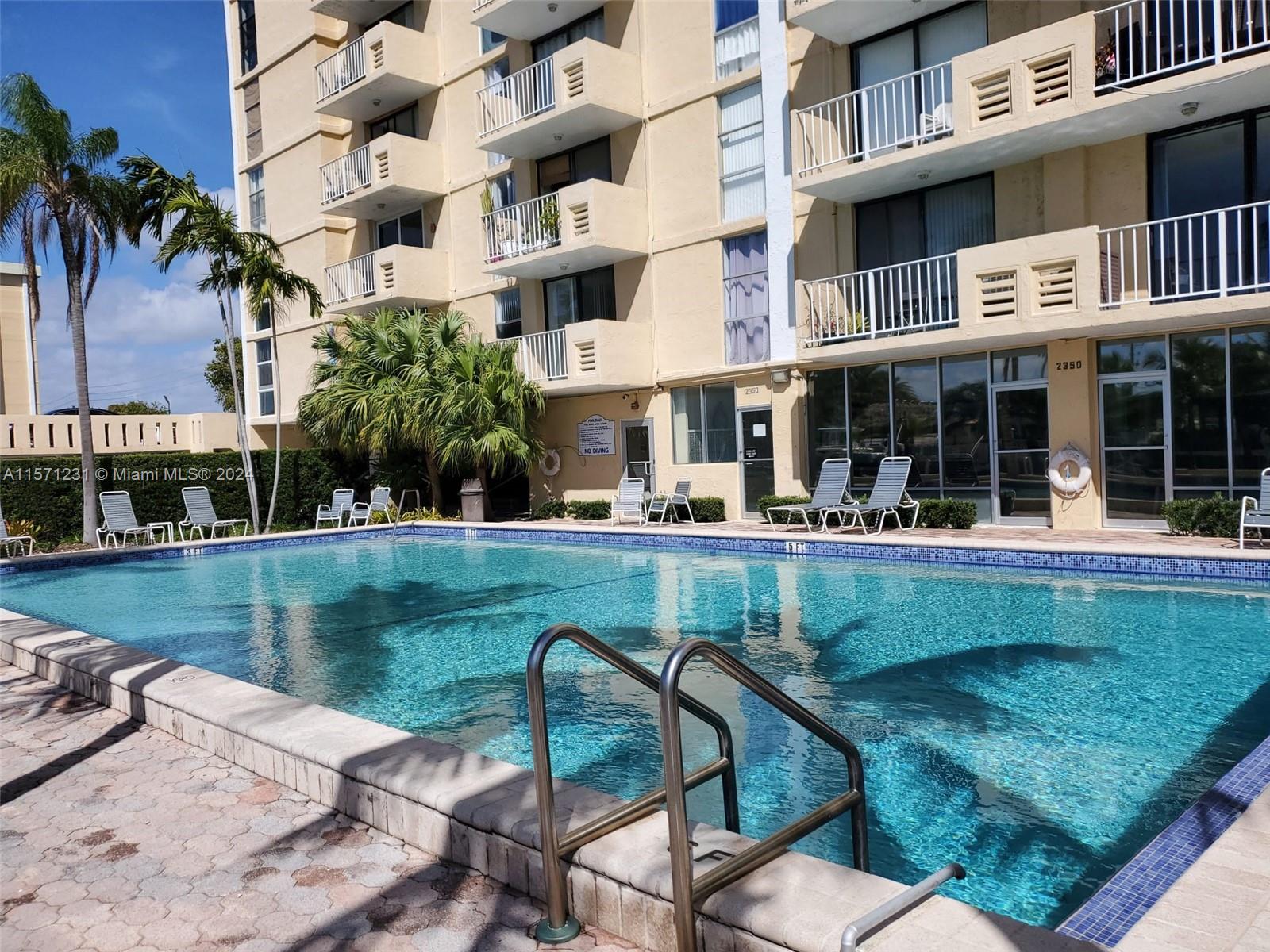 VECINO DEL MAR CONDO - Residential Lease