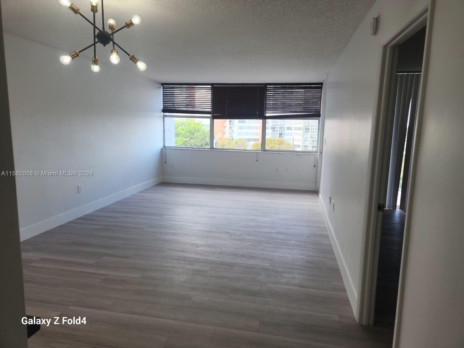 WILSHIRE CONDO - Residential Lease