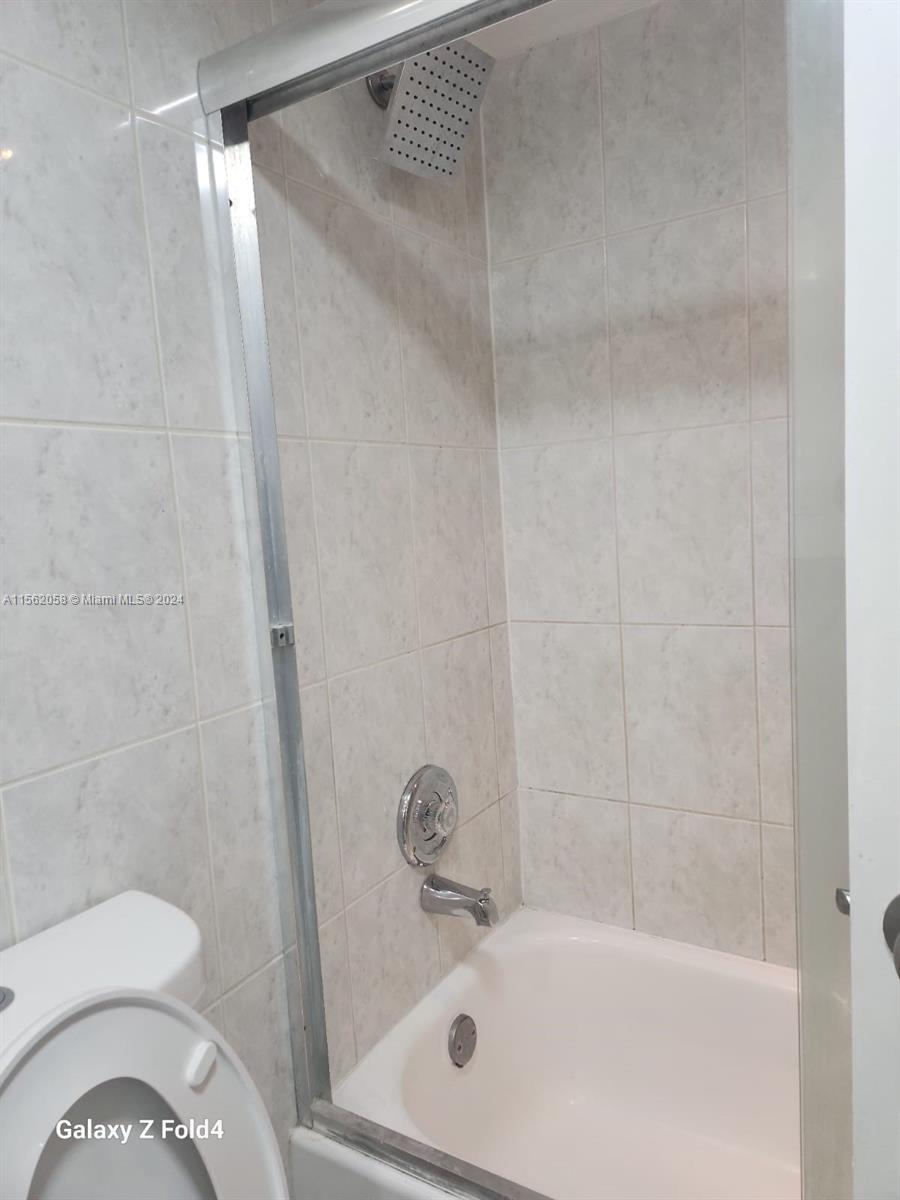 WILSHIRE CONDO - Residential Lease