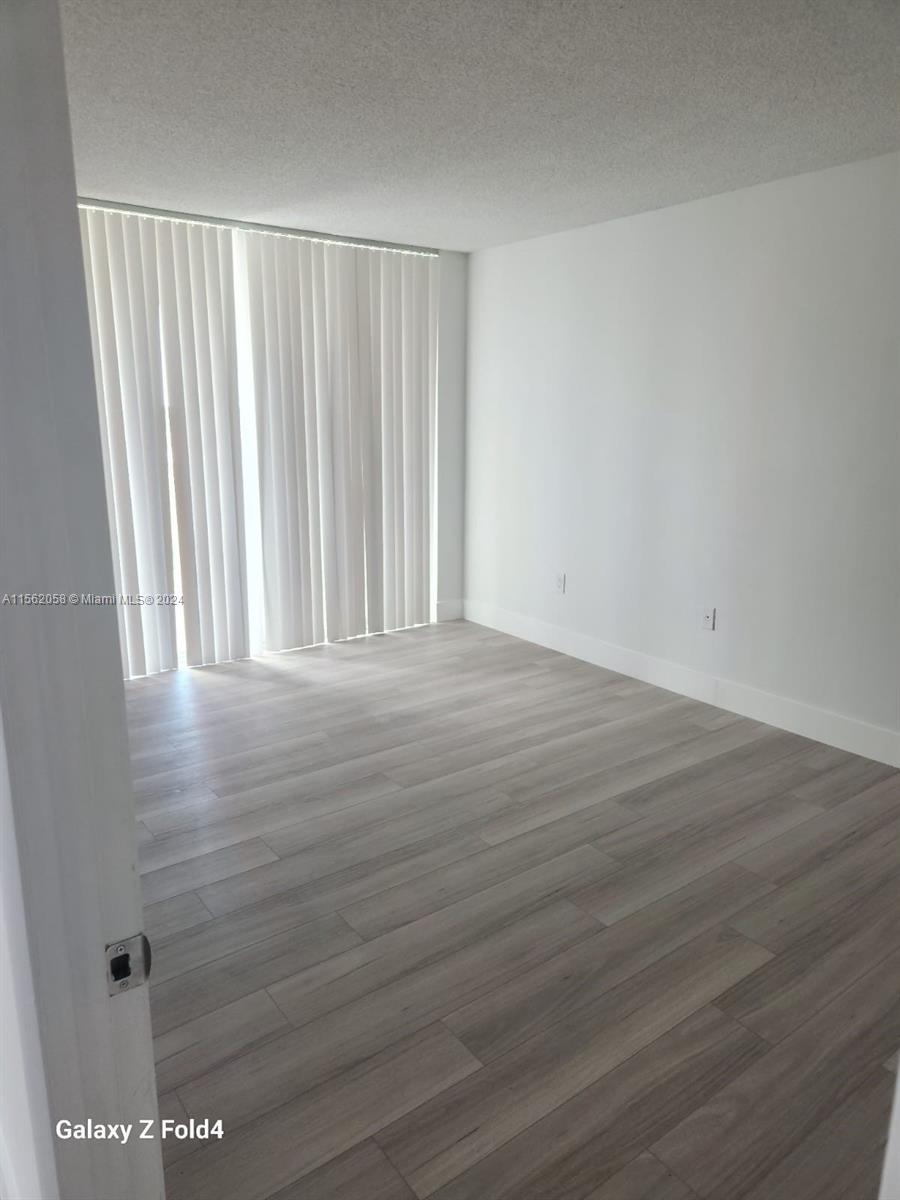 WILSHIRE CONDO - Residential Lease