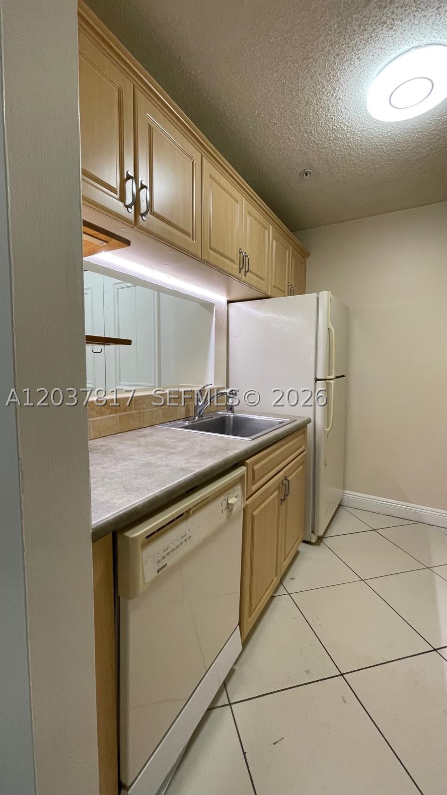 BOYNTON LANDINGS CONDO - Residential Lease
