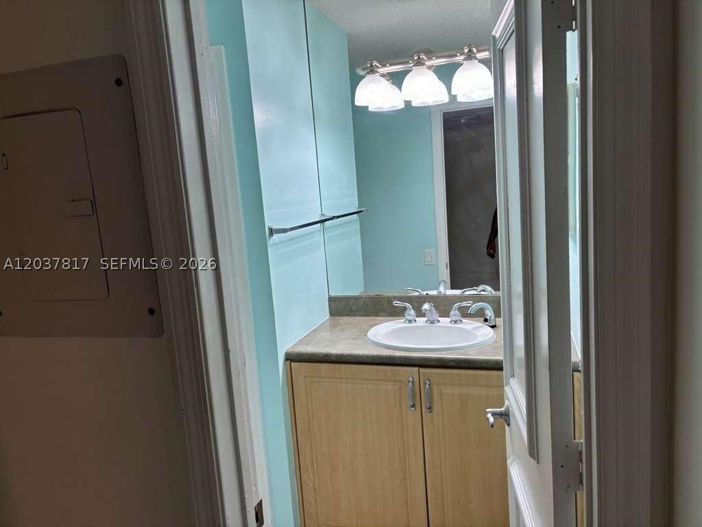 BOYNTON LANDINGS CONDO - Residential Lease