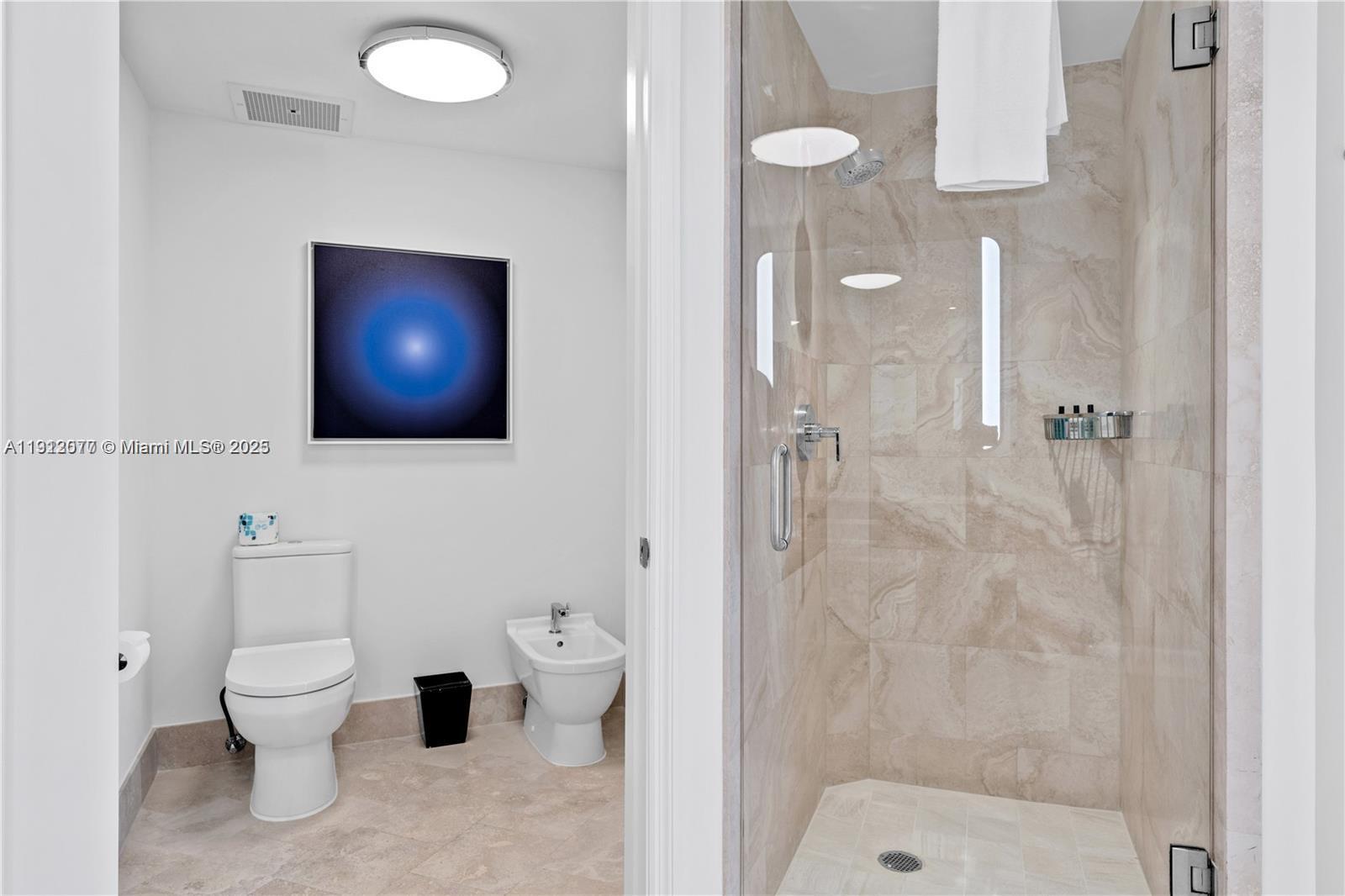 FONTAINEBLEAU II CONDO - Residential