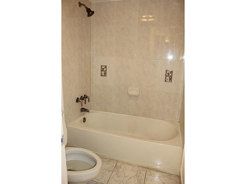 FOXCROFT APTS INC CONDO - Residential Lease