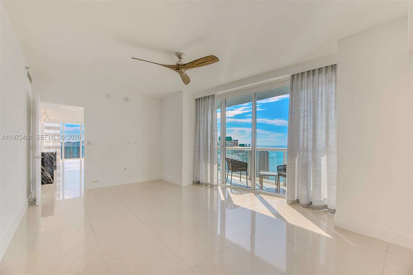 ICONBRICKELL CONDO NO 1 - Residential