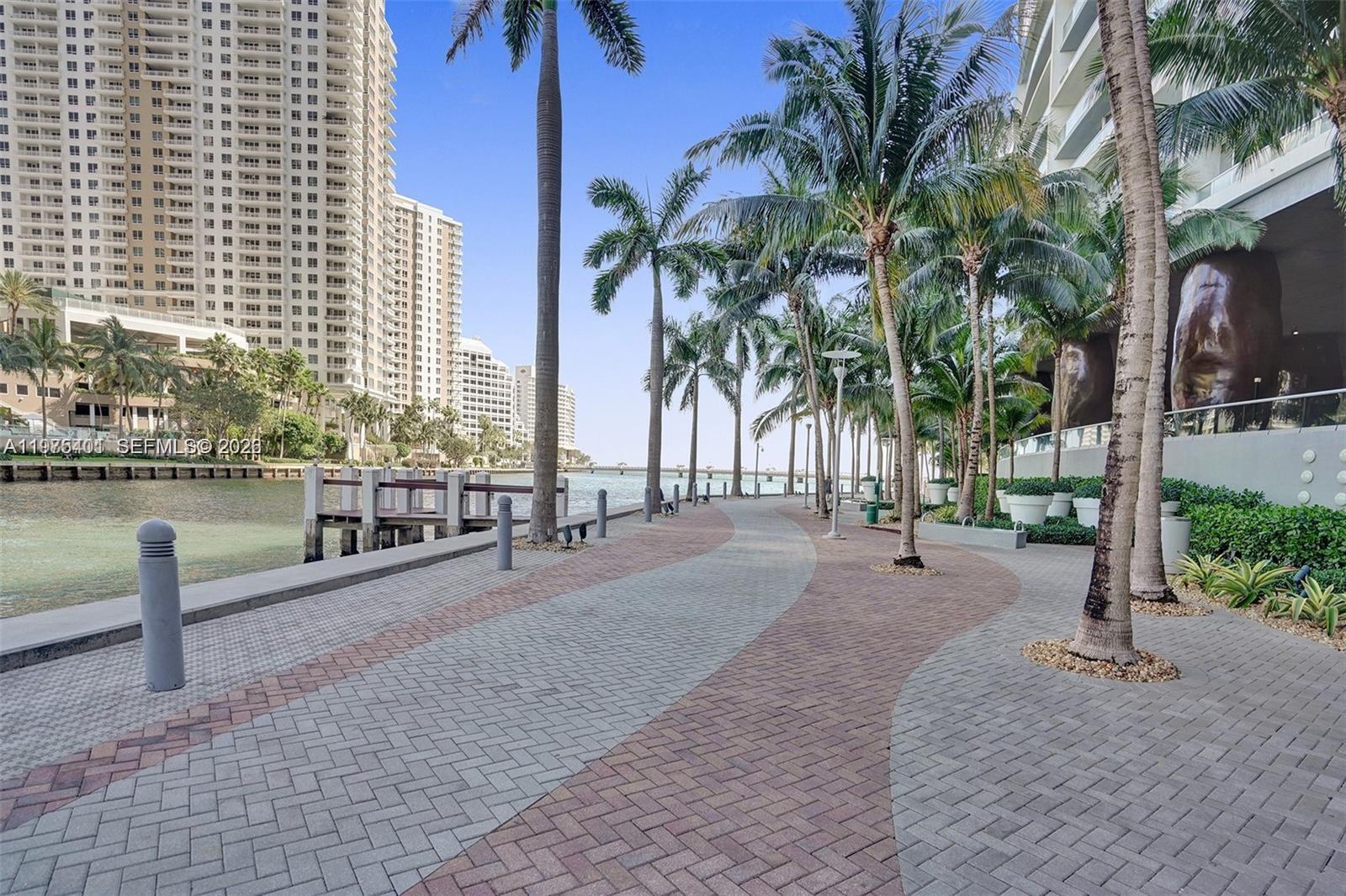 ICONBRICKELL CONDO NO 1 - Residential