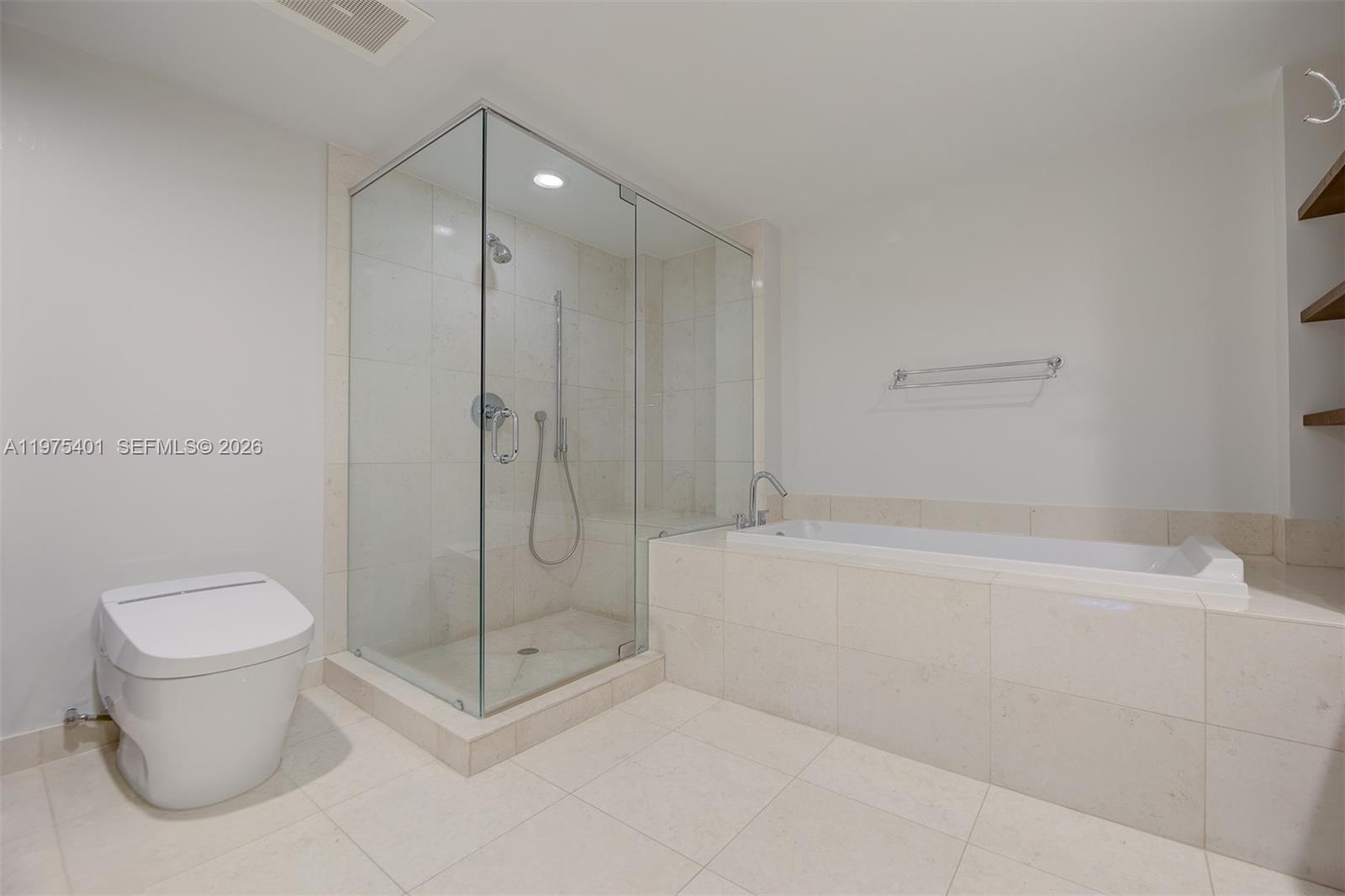 ICONBRICKELL CONDO NO 1 - Residential