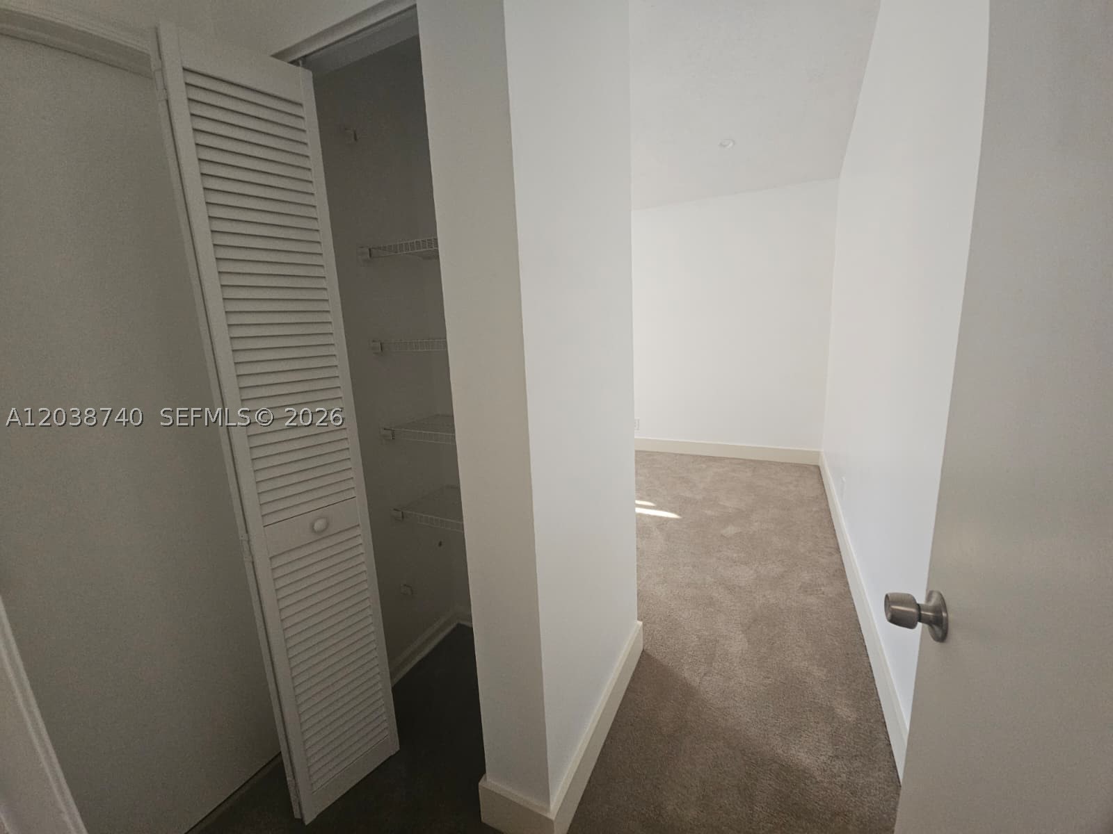 CYPRESS RUN TOWNHOMES - Residential Lease