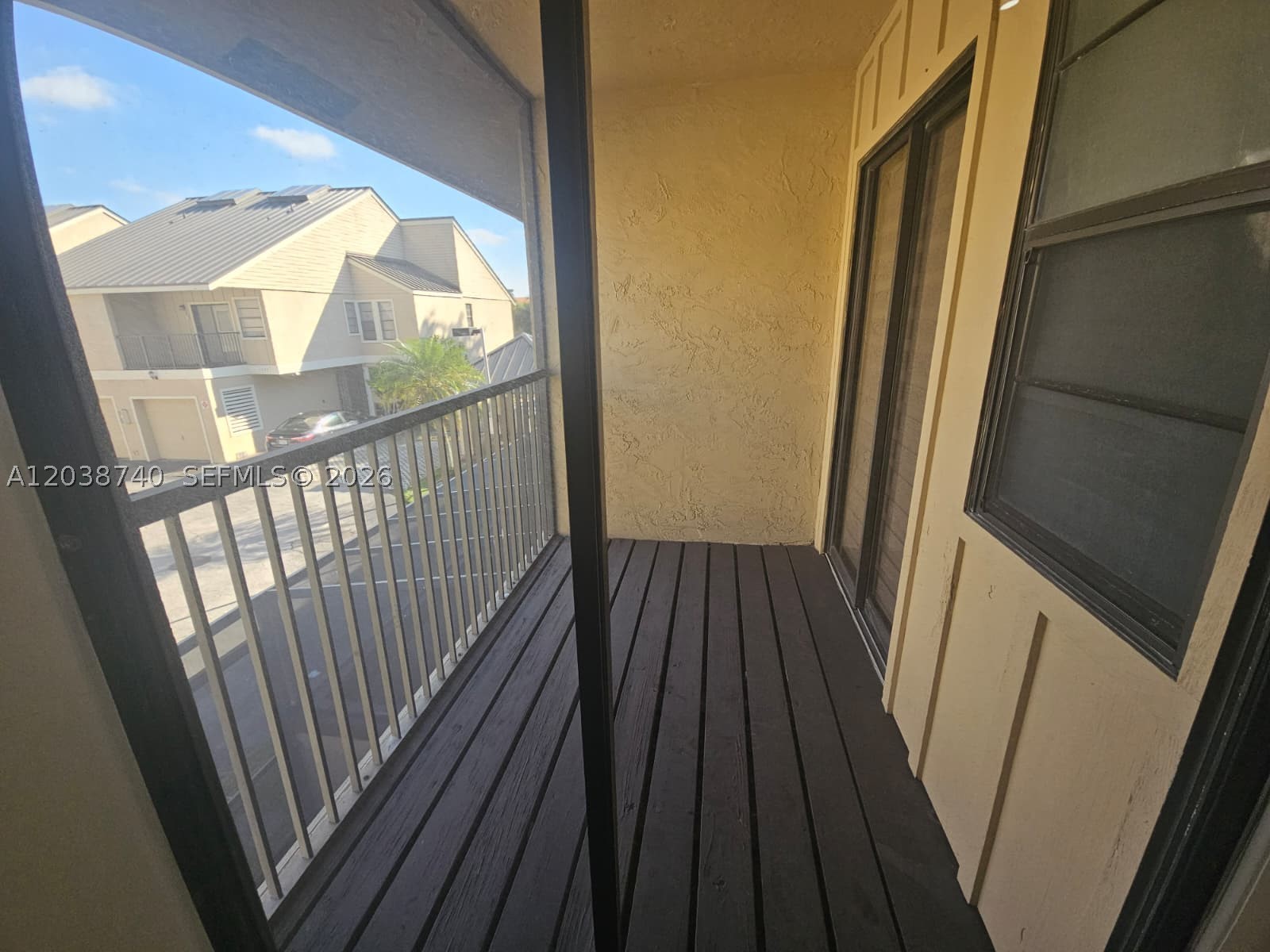 CYPRESS RUN TOWNHOMES - Residential Lease