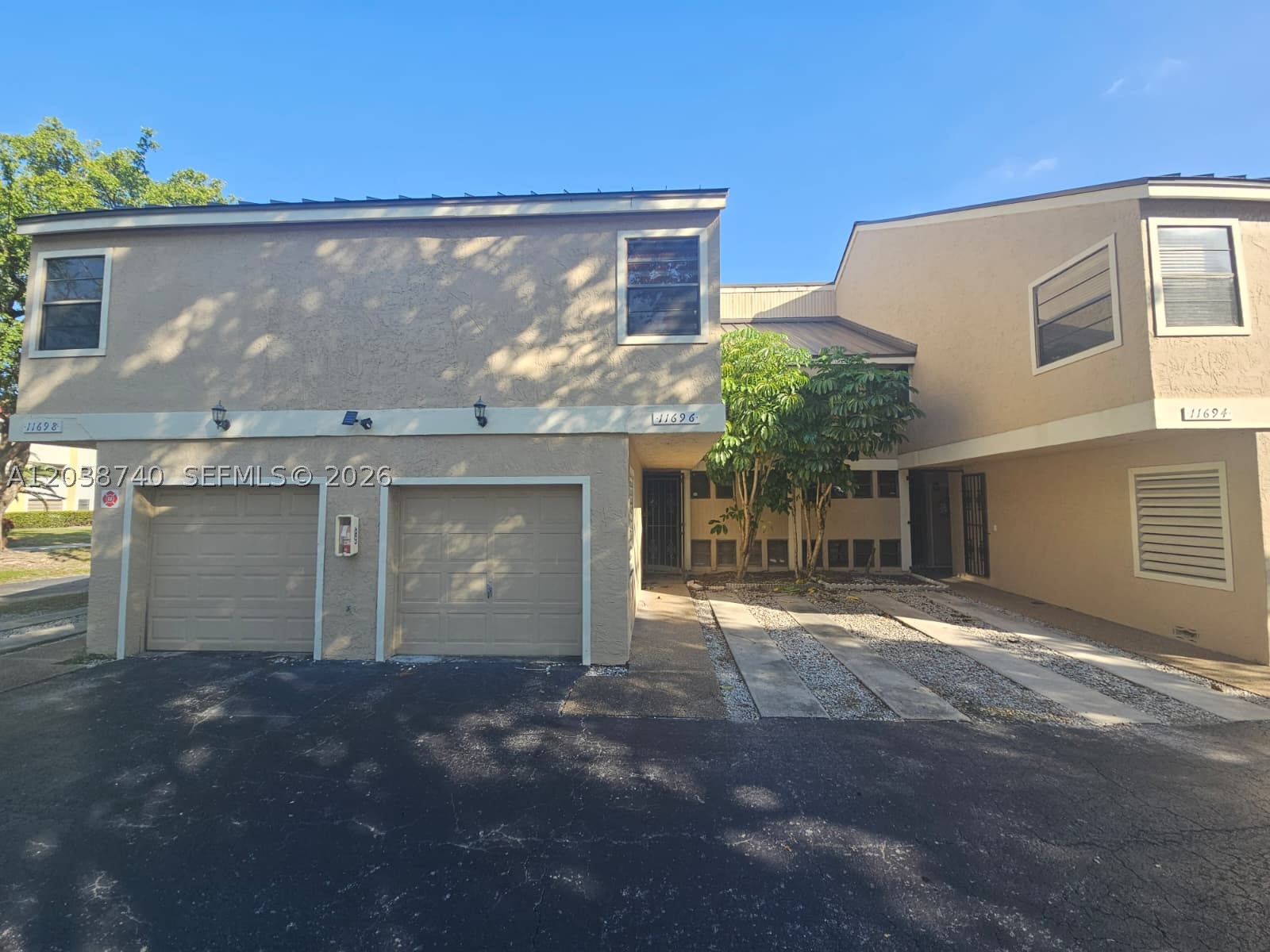 CYPRESS RUN TOWNHOMES - Residential Lease