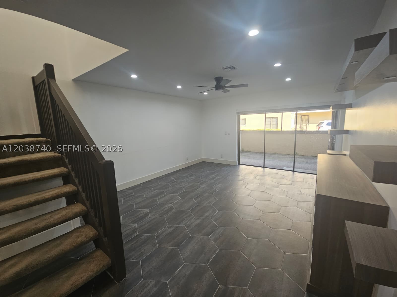 CYPRESS RUN TOWNHOMES - Residential Lease