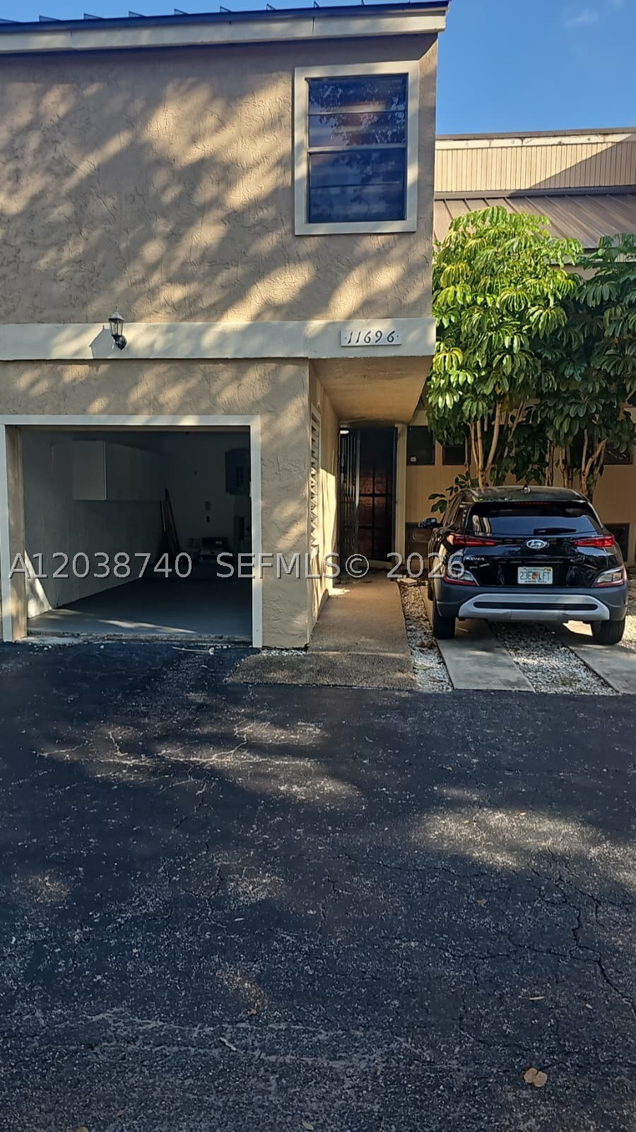 CYPRESS RUN TOWNHOMES - Residential Lease