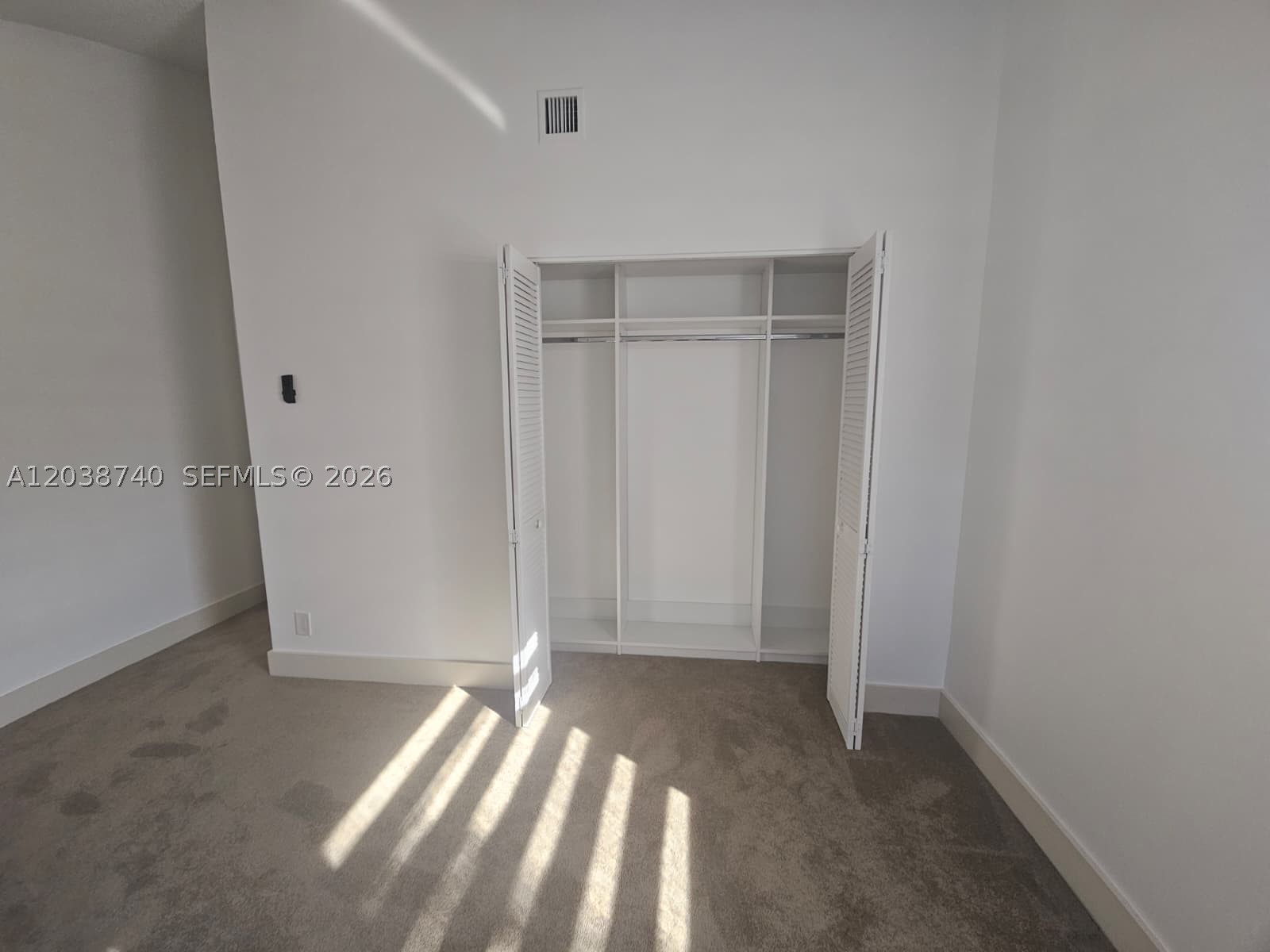 CYPRESS RUN TOWNHOMES - Residential Lease